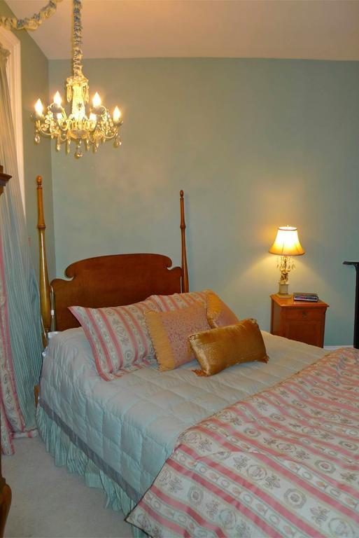 Mackechnie House Bed & Breakfast โคเบิร์ก ภายนอก รูปภาพ